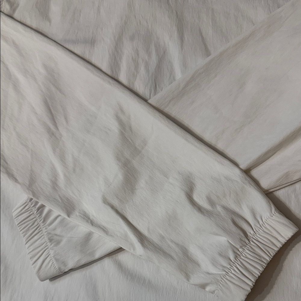 Cookies Men’s Lightweight White Coach Jacket with Cookies Logo - Picture 14 of 16